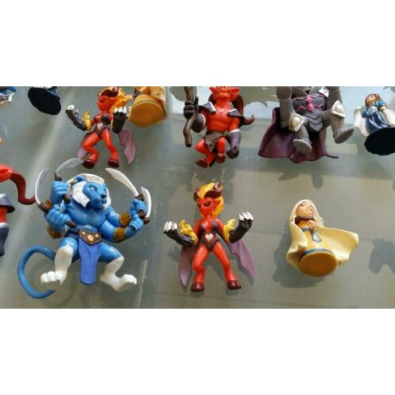 Clash of Heroes 6 tot 12 cm