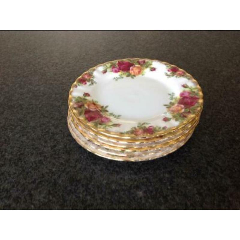 Complete set Royal Albert servies (Old Country Roses lijn)