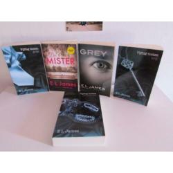 Z.G.A.N. 5 boeken romans van EL James.