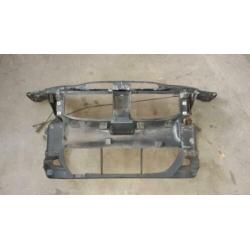 Voor front bmw e92 335e wordt gedemonteerd!