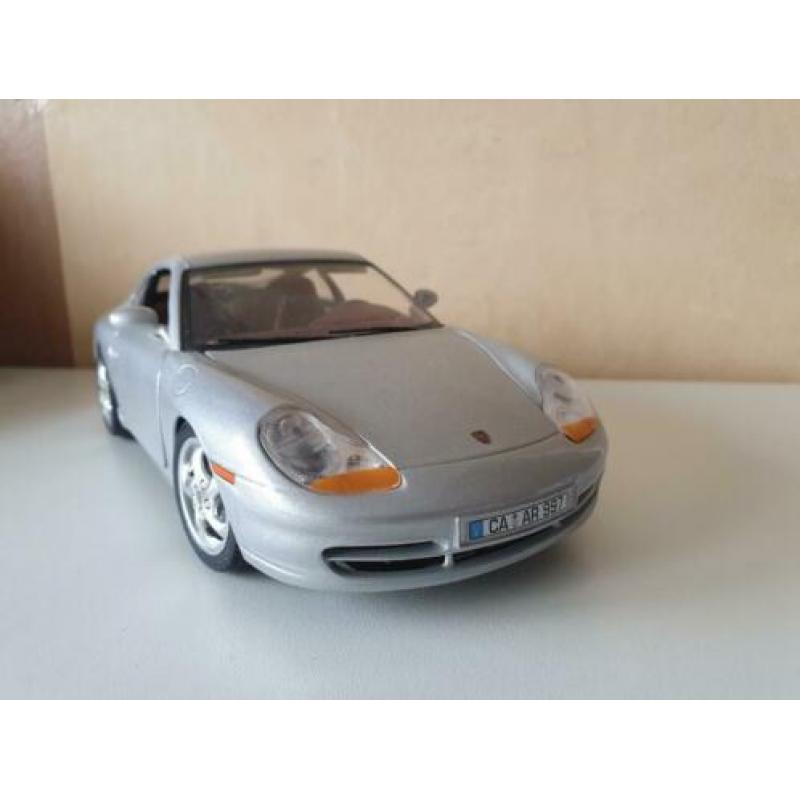 mooie porsche 1.18 auto