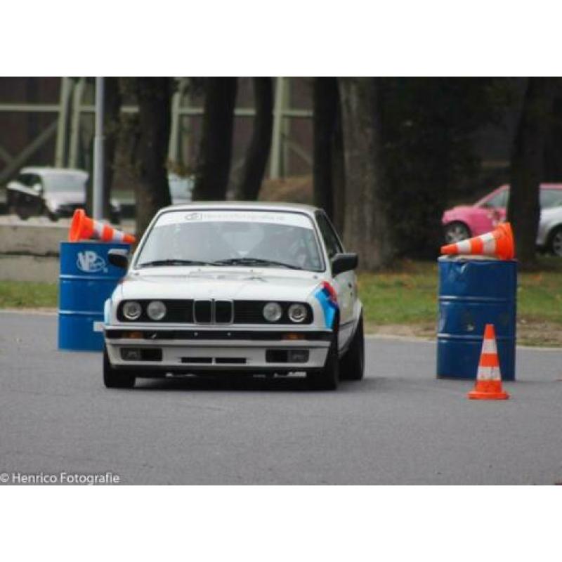 Bmw 320 rally auto