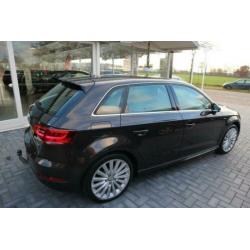 Audi A3 Sportback 1.4 e-tron Ambition Pro Line plus € 17.6