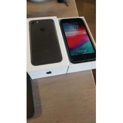 Iphone 7 128gb, zeer goede staat, met accessoires