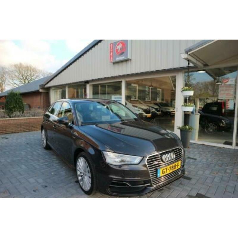 Audi A3 Sportback 1.4 e-tron Ambition Pro Line plus € 17.6