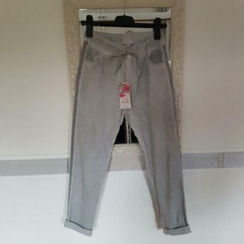 Jeans stretch one size tot 42/44 nieuw