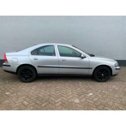 Volvo S60 2.4 - Automaat