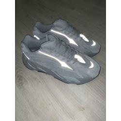 Adidas Yeezy Boost 700 V2 ‘Hospital Blue’ (origineel) 46