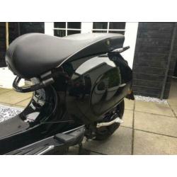 Vespa sprint snorscooter 2015 , met veel opties