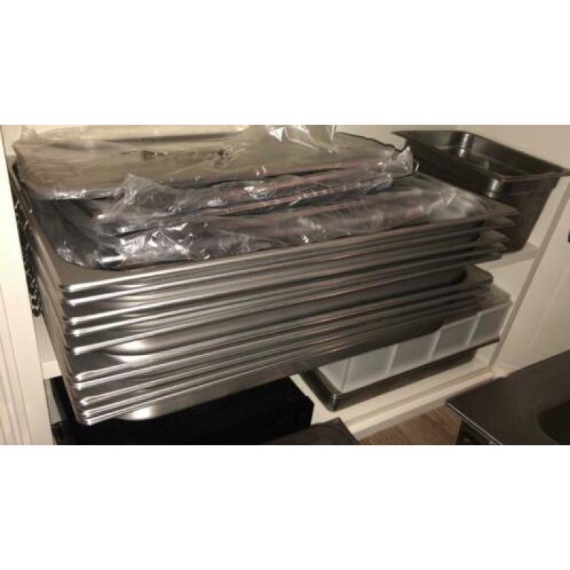 Grote partij gastronorm bakken op voorraad ruim 700 stuks !!