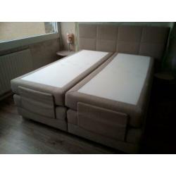 ?? Karlsson elektrisch gestoffeerde beige boxspring ??
