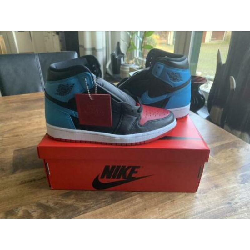 Nike air jordan 1 UNC to Chicago