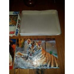 2 in 1 puzzels met welpje en puppies 99 stukjes
