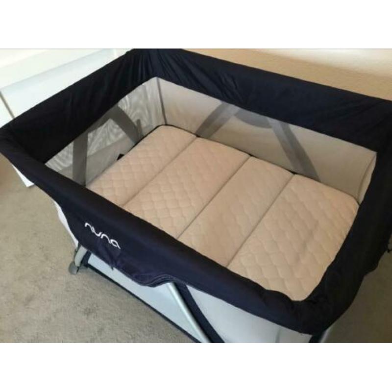Nuna Sena super luxe makkelijk inklapbaar bedje/box