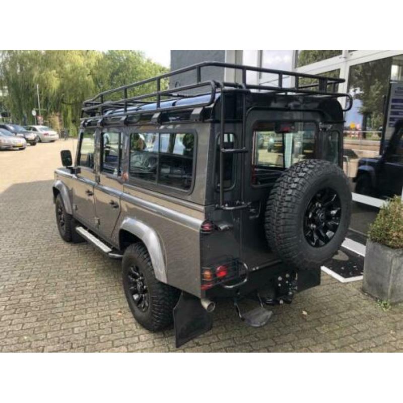 Land Rover Defender 2.2 D SW 110" XTech Nieuwstaat!