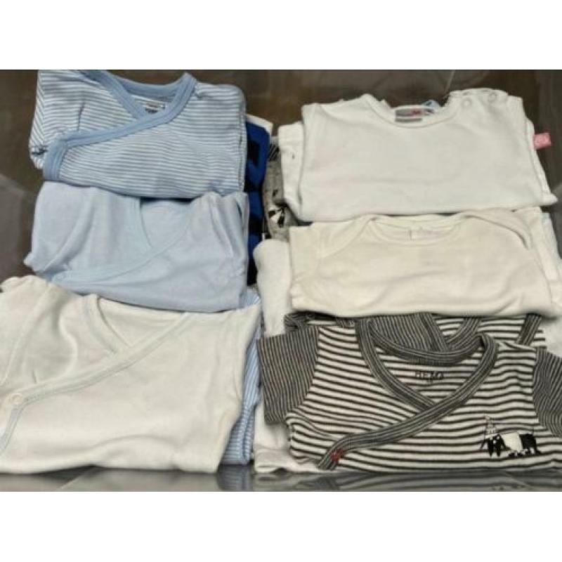 Veel baby kleertjes! Noppies/ Petit Bateau/ Feetje/ Hema.