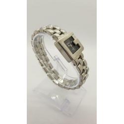 Horloge Gucci, verzameling, opruiming weg = weg