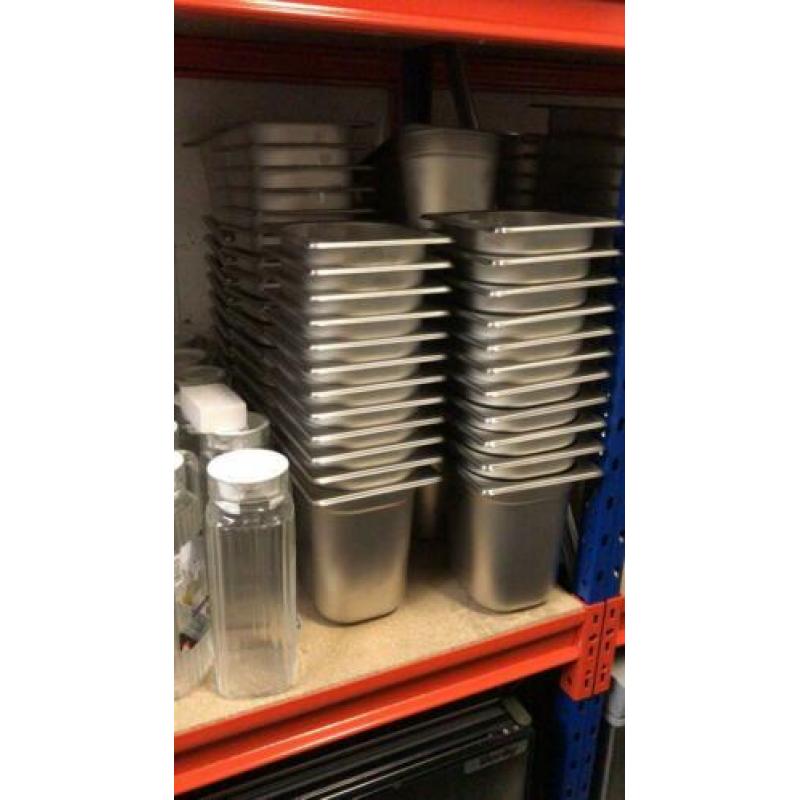 Grote partij gastronorm bakken op voorraad ruim 700 stuks !!