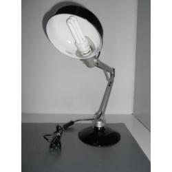 Industrieele anglepoise style tafel/bureau lamp