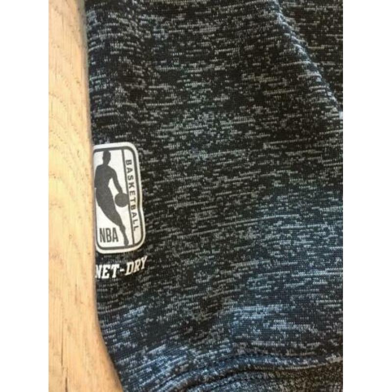 Nieuwe officiele NBA Hoody, jeugd maat Large -12/14 jaar.