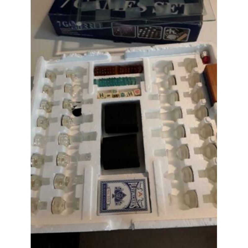 7 delig glazen spel nieuw 5 euro