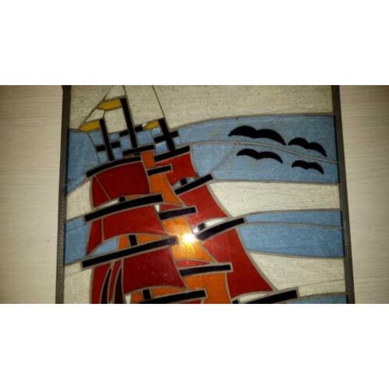 glas in lood zeilschip