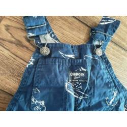 Oshkosh tuinbroek maat 24 maanden 80 86 blauw met bootjes