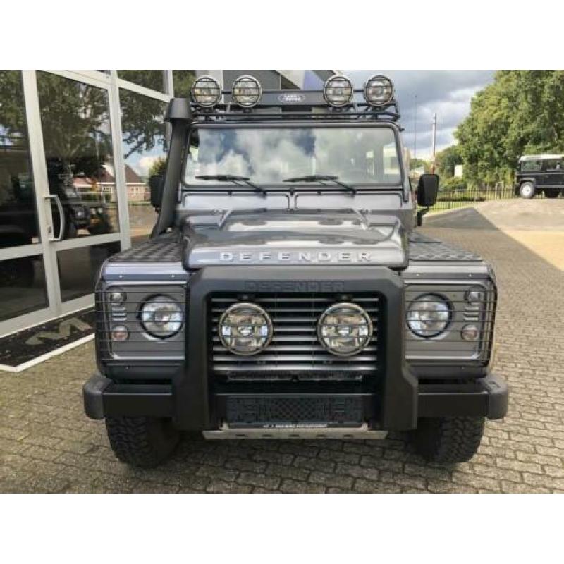 Land Rover Defender 2.2 D SW 110" XTech Nieuwstaat!