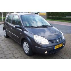Renault Scénic 2.0-16V Expression Luxe Airco.cruise.trekhaak