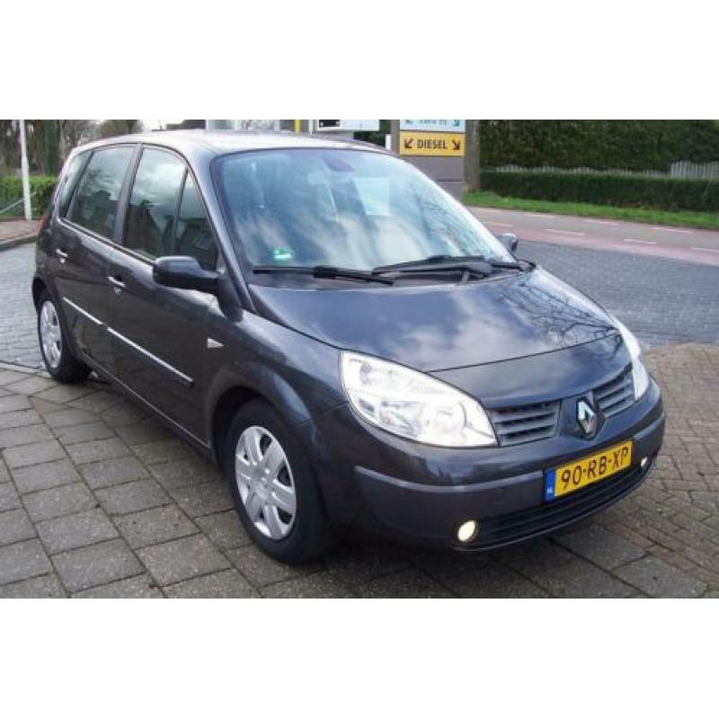 Renault Scénic 2.0-16V Expression Luxe Airco.cruise.trekhaak