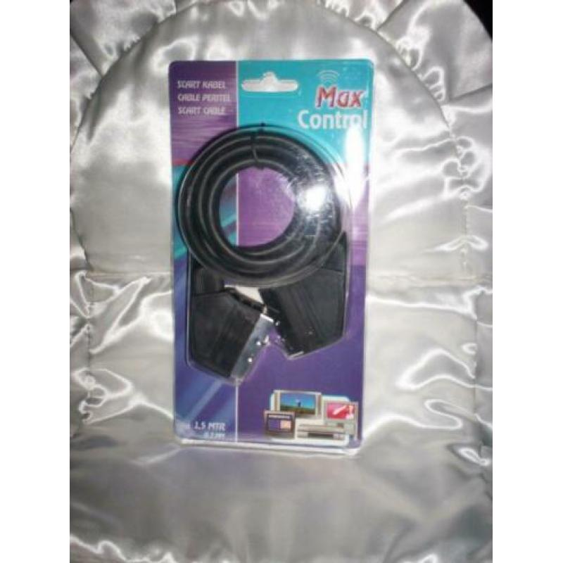 Nieuw Scart Kabel.