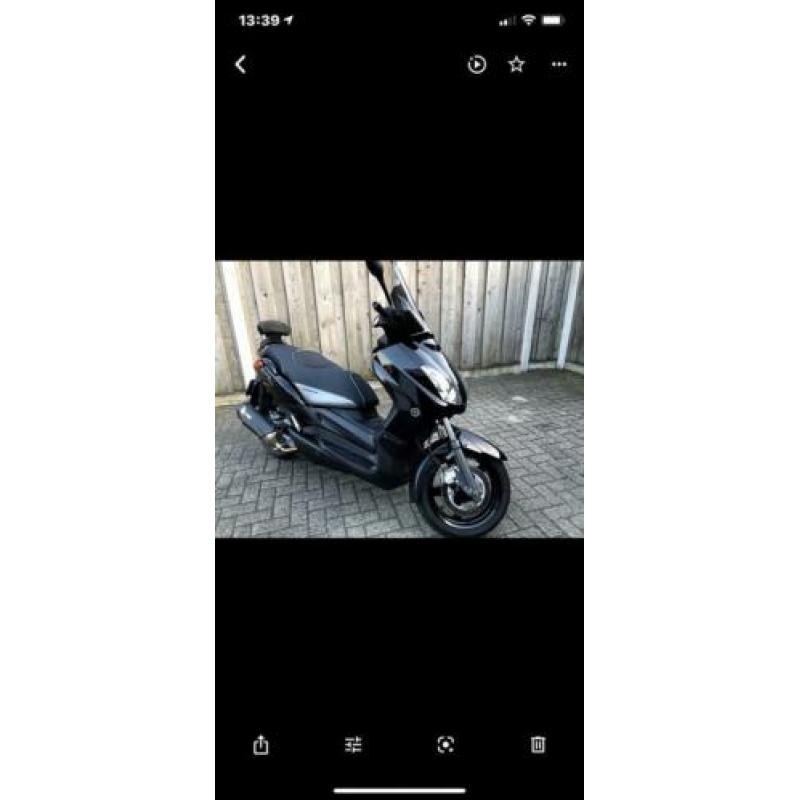 Yamaha x max 250! PackerdBell. 5000 km. 2013. NIEUWSTAAT!!