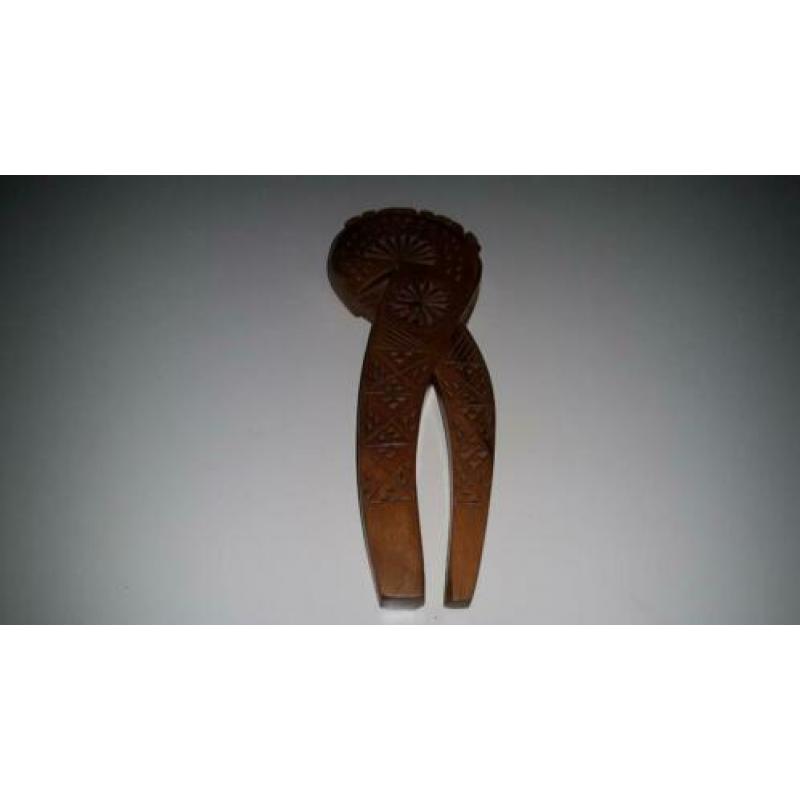 Mooie oude houten notenkraker