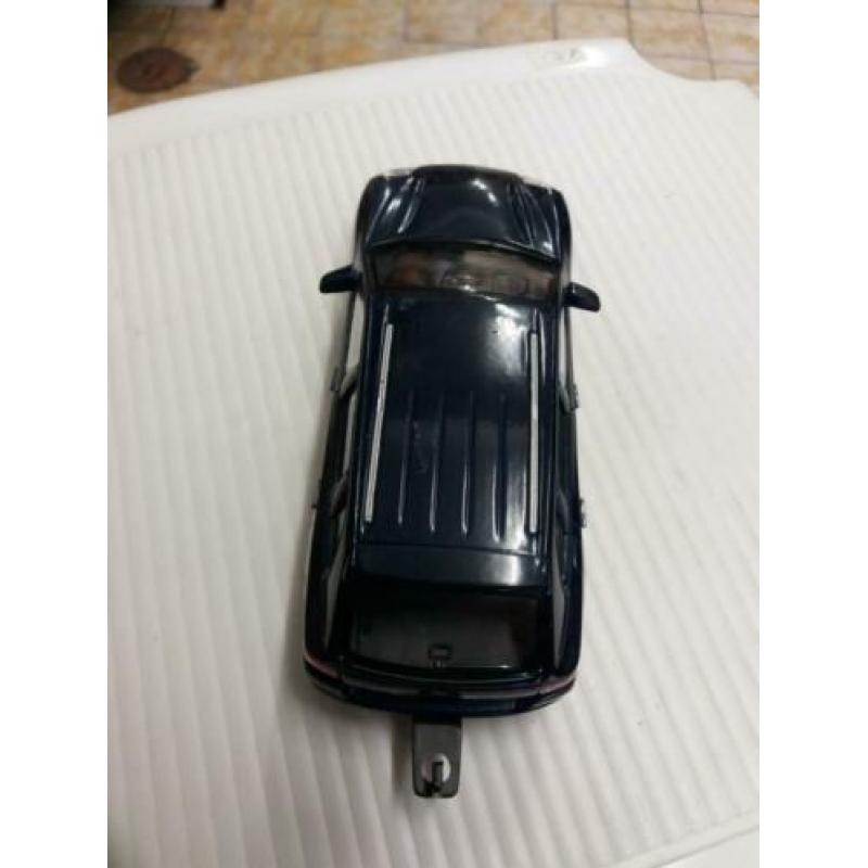 Model auto. Porsche Cayenne Turbo. Welly.