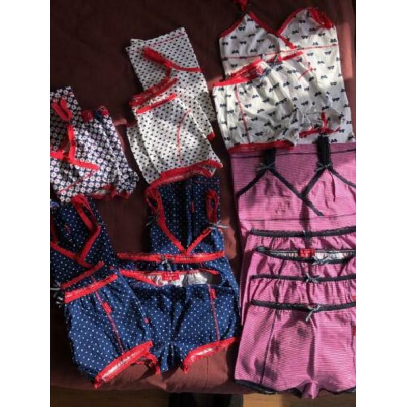 Merk Claessens ondergoed/nachtkleding maat 128-134(8) p/set