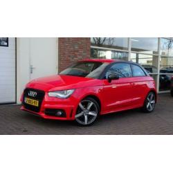 Audi A1 1.2 TFSI 86PK 3-DRS ATTRACTION S-LINE