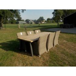 6 nieuwe wicker stoelen met teak tafel 2,4 x 1m 4SEASONS