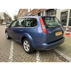 Ford Focus Wagon 1.6-16V Futura (bj 2006)