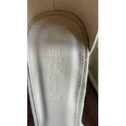 Leuke sandalen met plateau hak