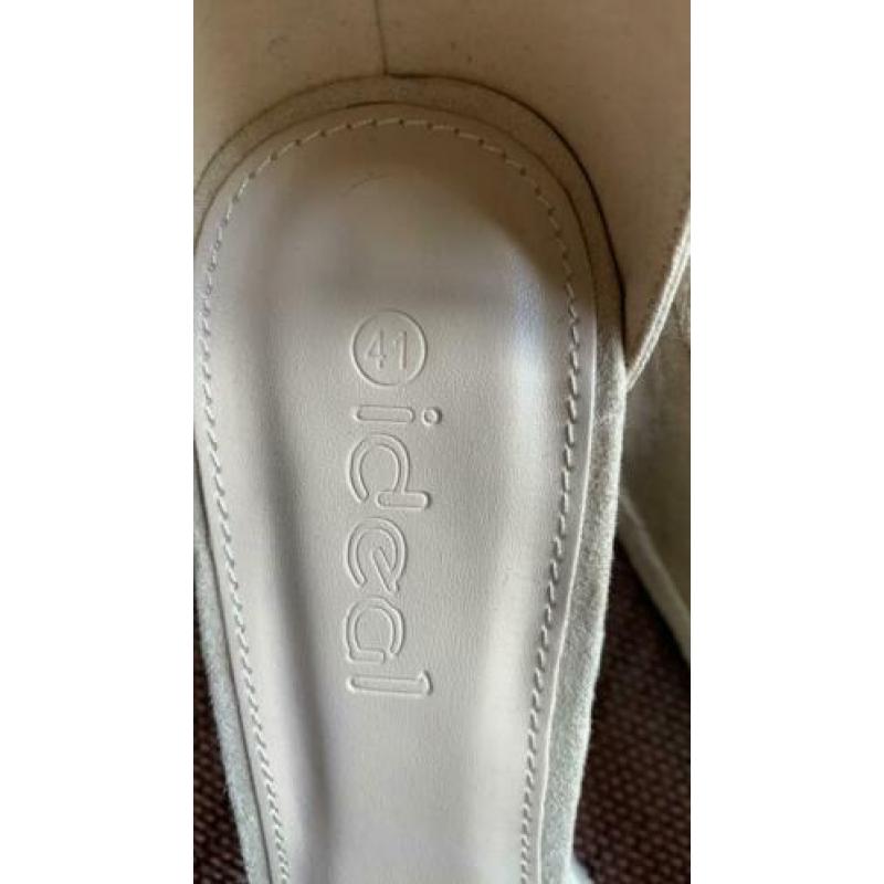 Leuke sandalen met plateau hak