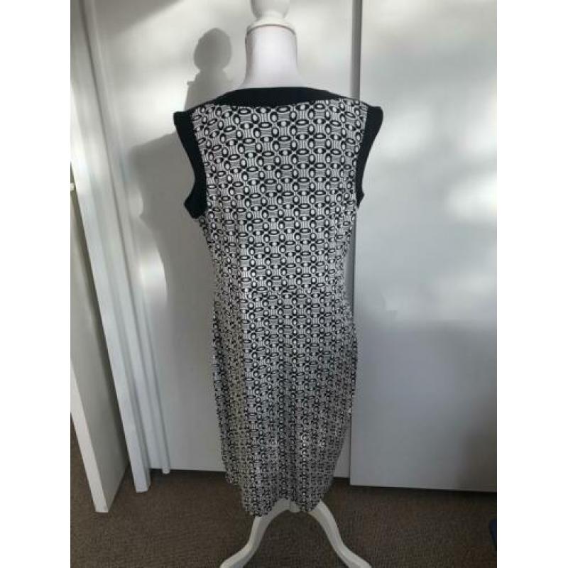 NIEUWE zwart/witte jurk