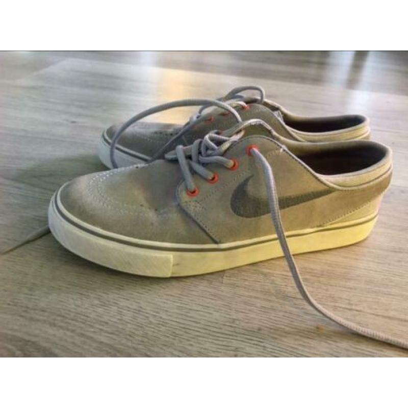 Nike Janoski SB maat 40