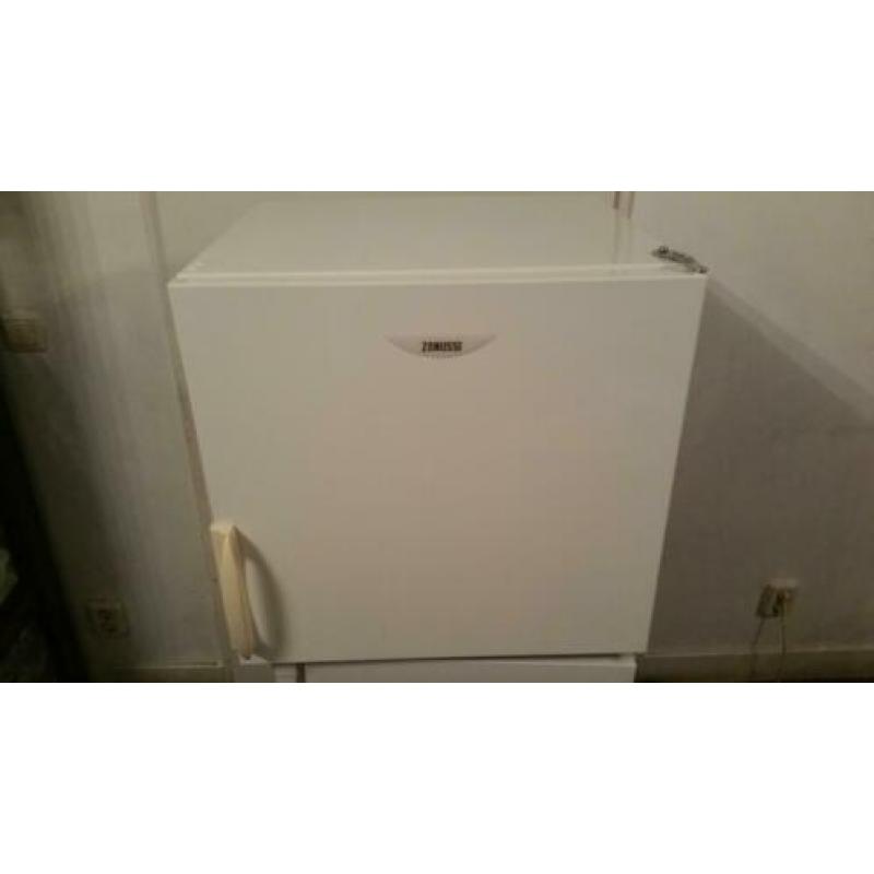 Schone Zanussi Vriezer 50L Werkt Perfect