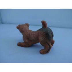 Porseleinen bruin met zwarte vlekken hondje van Goebel