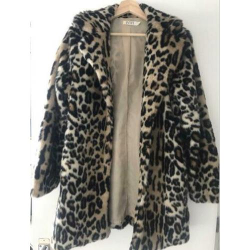 Faux fur luipaard jas