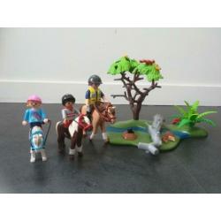 Playmobil pony's