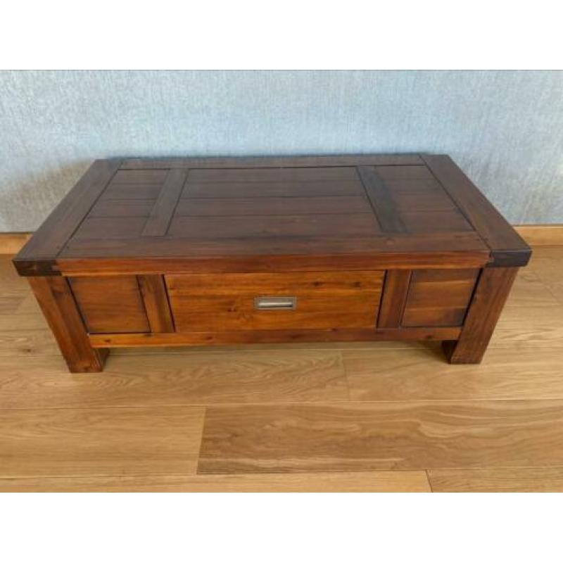 Salontafel met lade