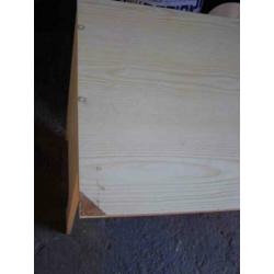 Fineer bureau (A18 2363)