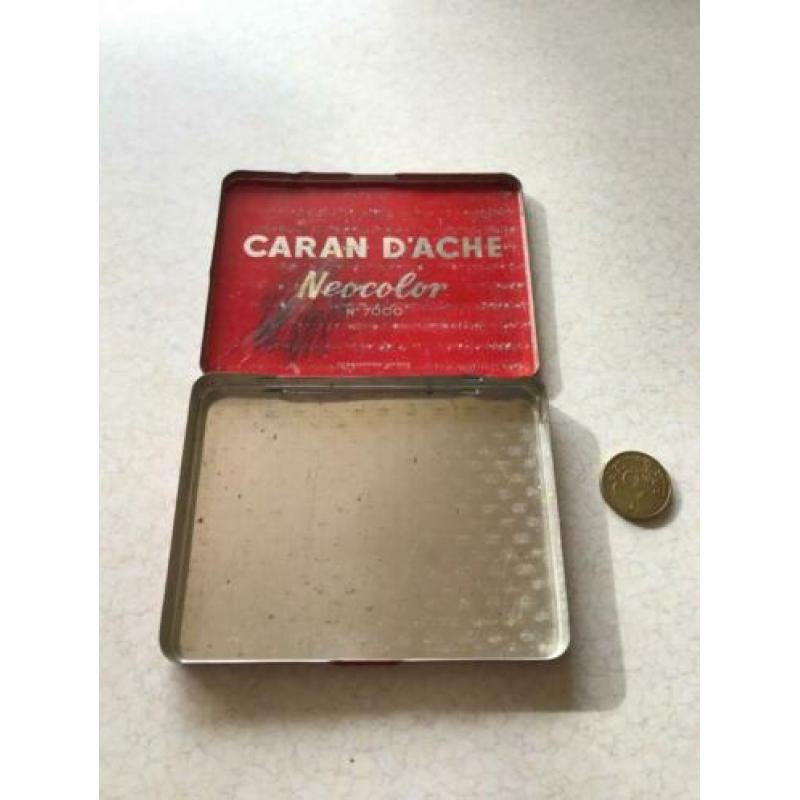 ~.~ Oud Caran d'ache blikje ~.~