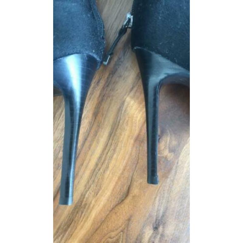 Guess nieuwe laarzen zwart 41